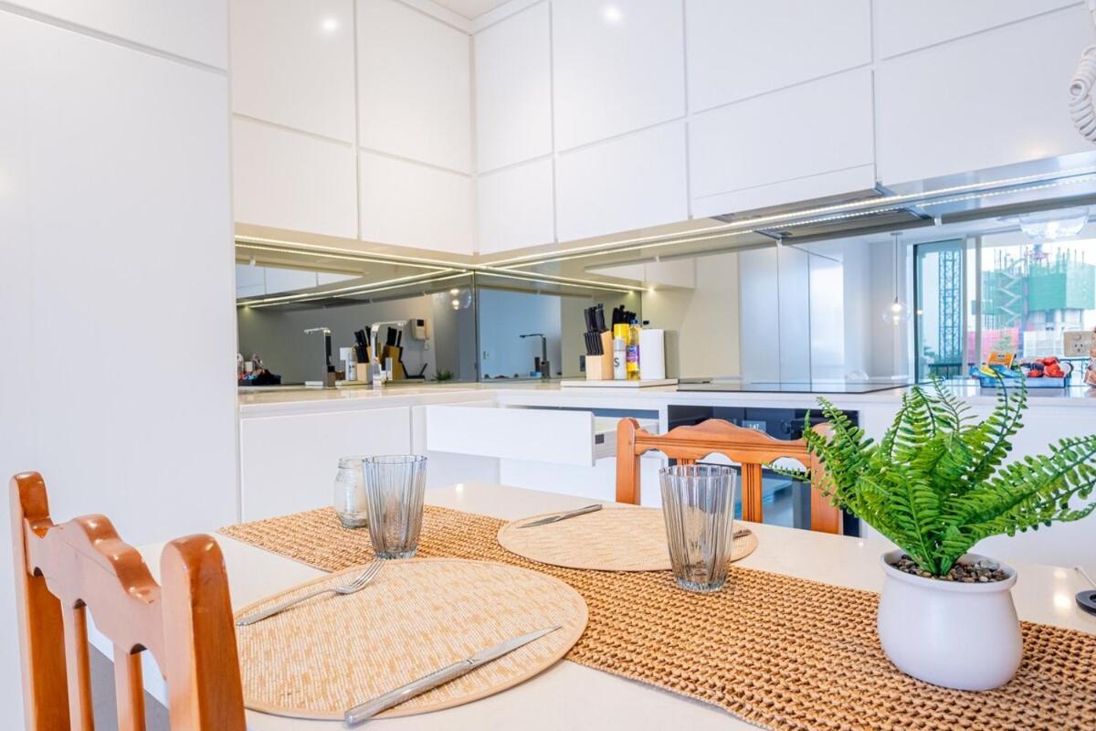 1br Tropical Escape With Heated Pools Sauna Bbq * Gold Coast