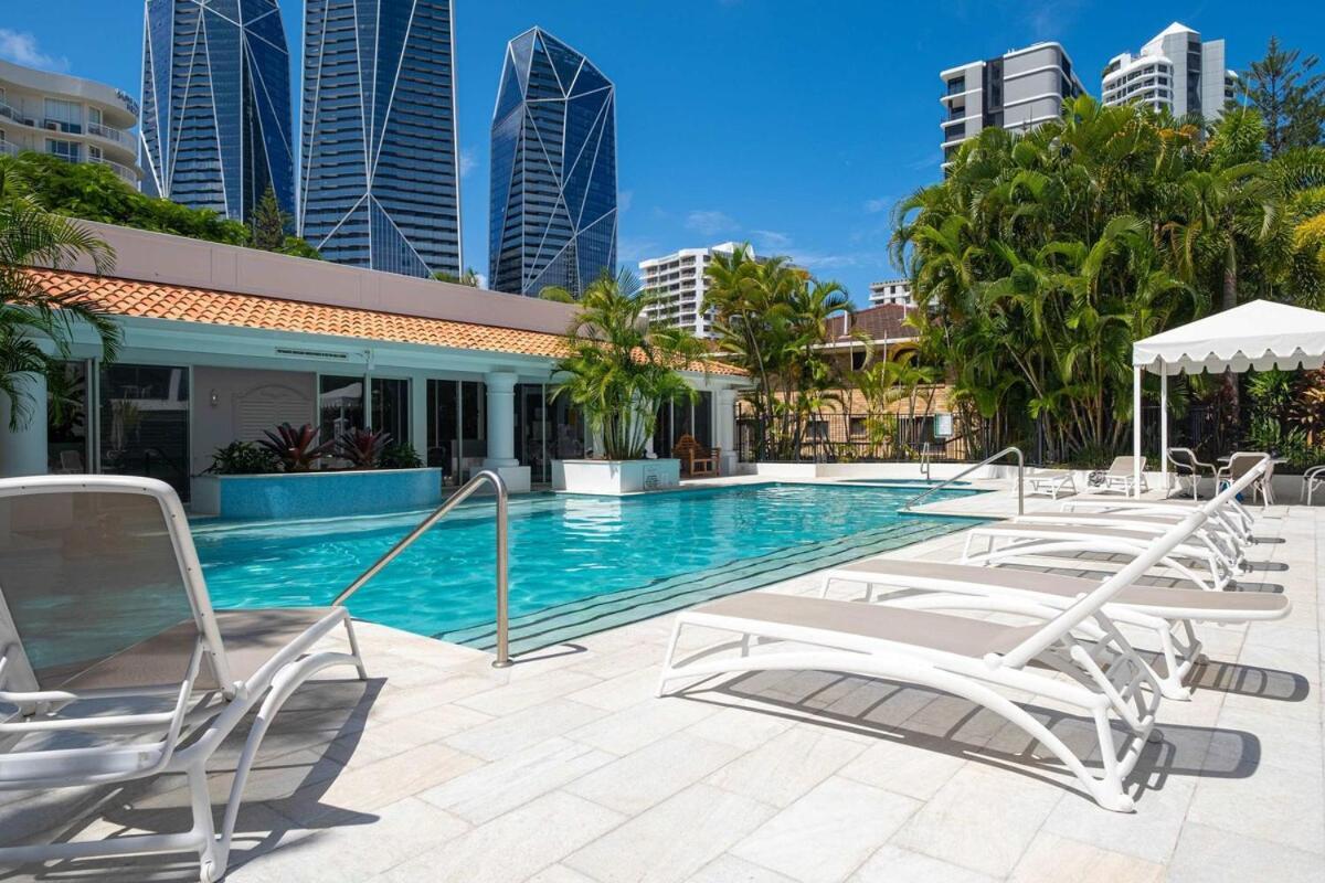 Apartment 1br Tropical Escape With Heated Pools Sauna Bbq Gold Coast